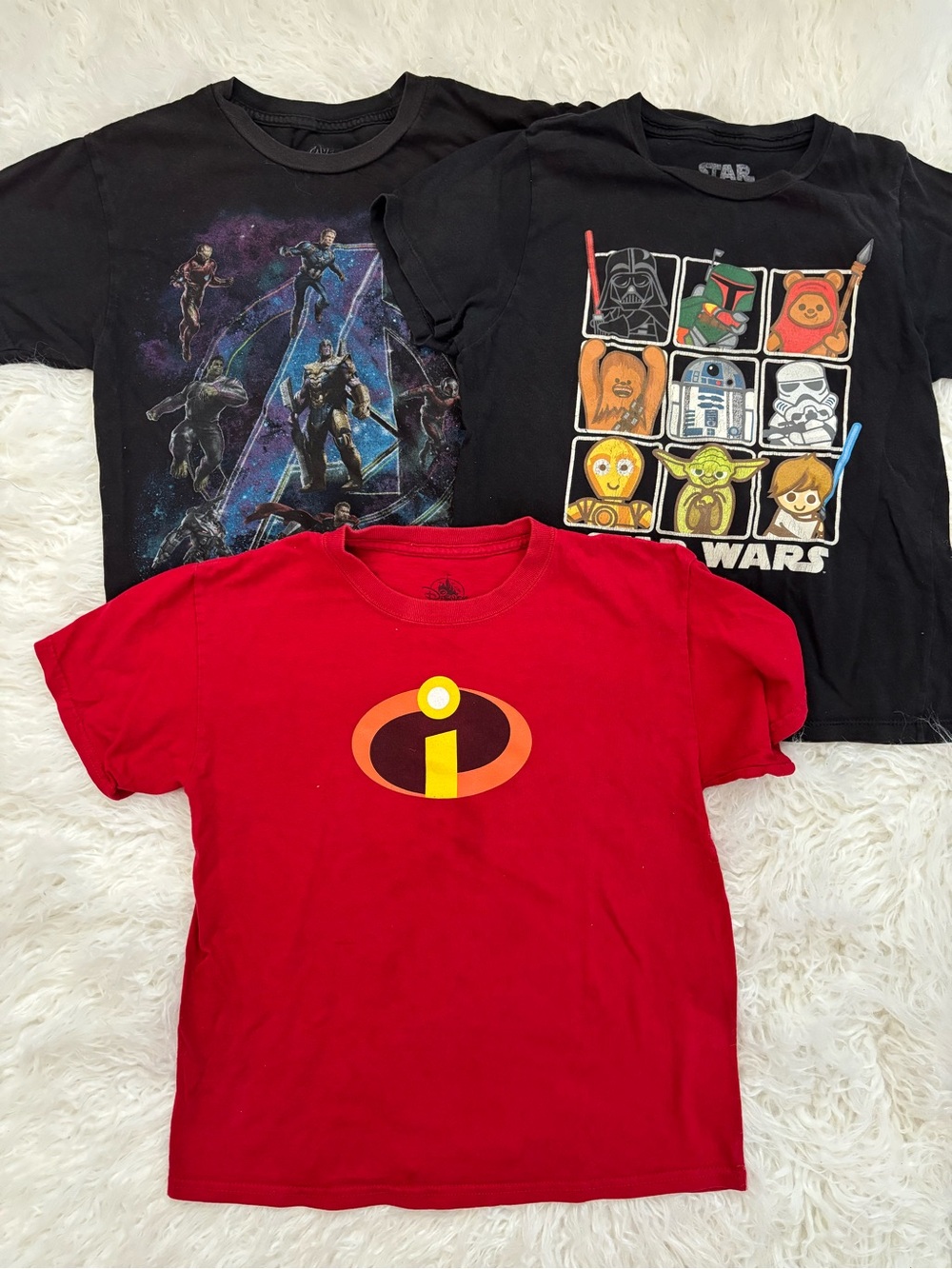 Disney Incredibles + Star Wars +  Marvels Graphic Tees T-shirt Bundle size M